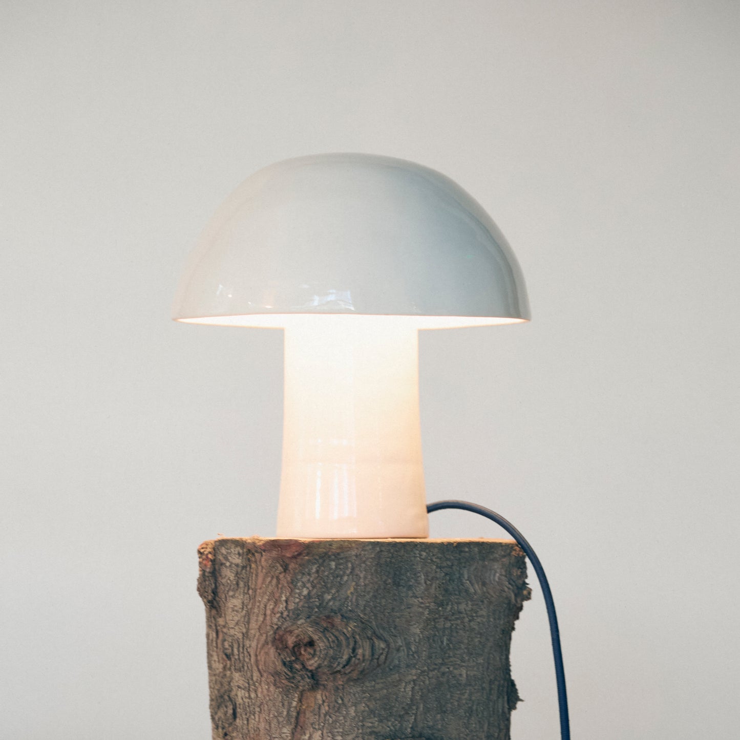 Spora Serie Blanca cable azul