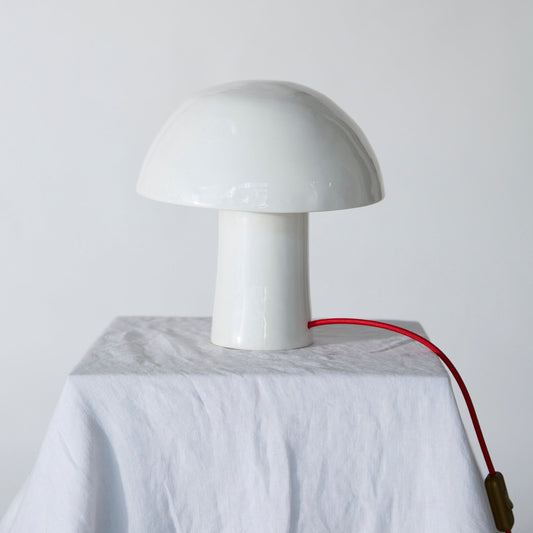 Spora Serie Blanca cable rojo